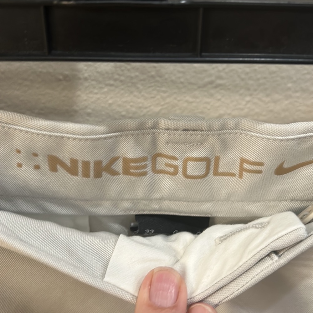 Men’s Nike Golf shorts - Picture 2 of 5